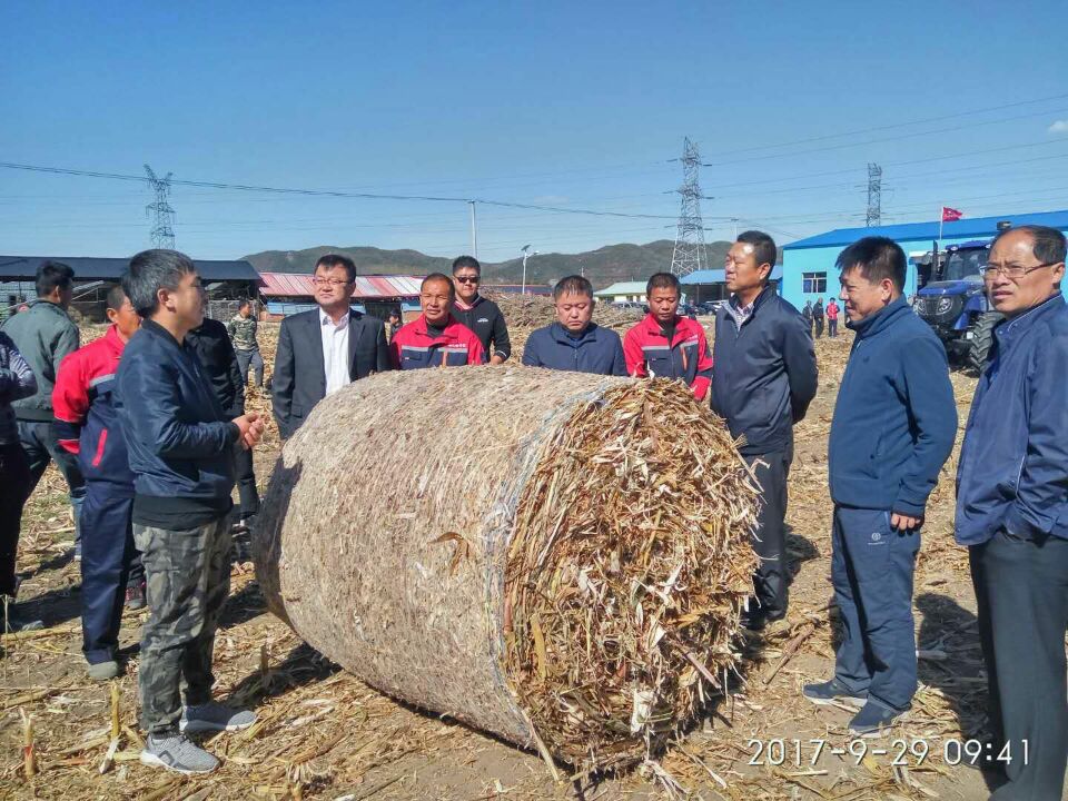 收獲現(xiàn)場會3.jpg