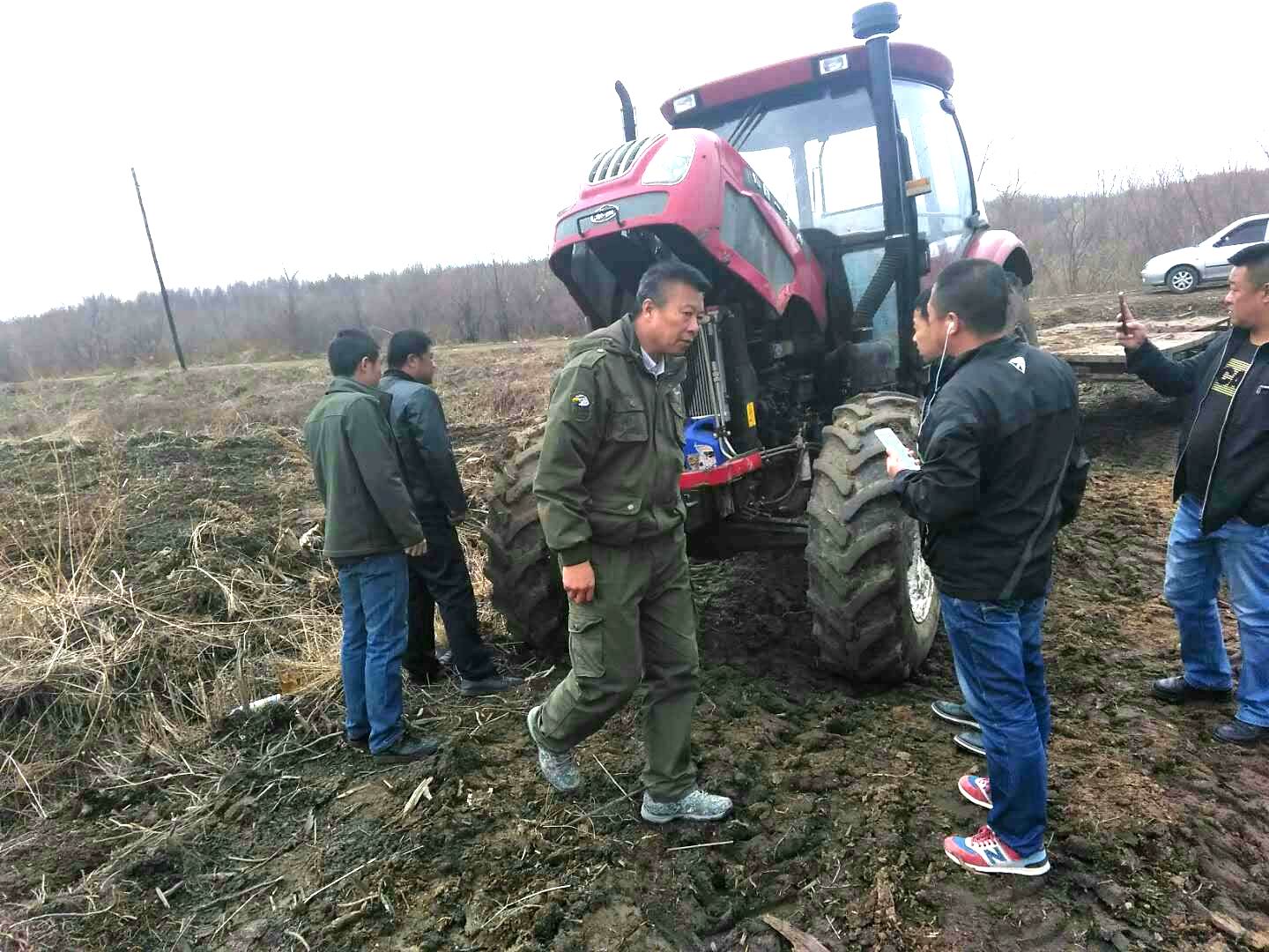 提供技術(shù)服務　實現(xiàn)全程機械化
