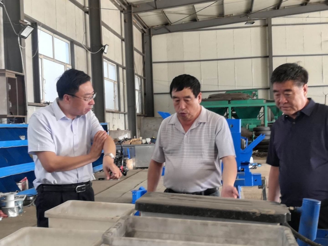 公主嶺市馮市長檢查疫情后的農(nóng)機企業(yè)