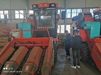琿春市農(nóng)機(jī)推廣站開展2020年補(bǔ)貼機(jī)具入戶核查