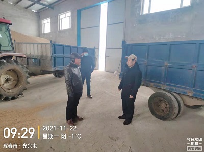 琿春市農(nóng)機(jī)推廣站開展農(nóng)機(jī)生產(chǎn)安全檢查工作