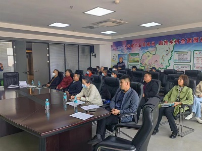 琿春市農(nóng)業(yè)農(nóng)村局組織召開水稻有序機(jī)械拋秧技術(shù)培訓(xùn)會(huì)